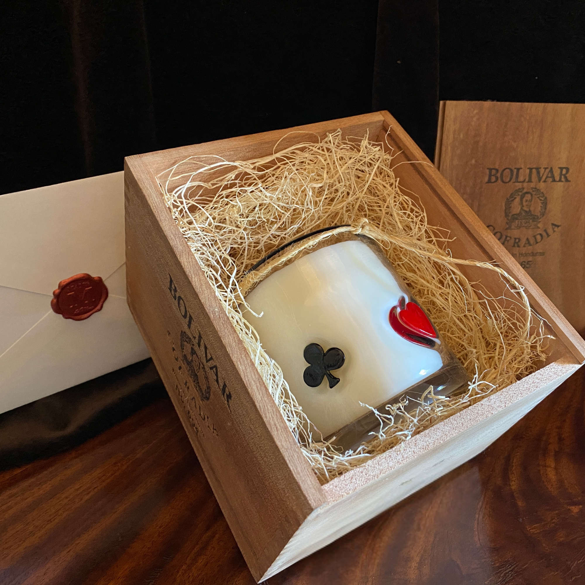 King’s Hand | Luxury Gift Presentation in Cedar Cigar Box | Keepsake Card & Video